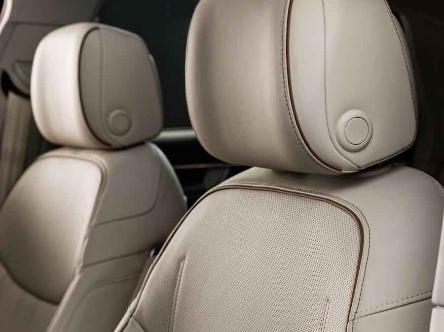 Детали интерьера Audi A6L 55 TFSI Quattro (C8) 2019 года  (CN) (фото 27 из 41)